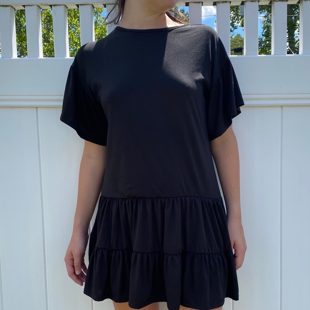 Francesca’s Black Ruffle Tshirt Dress
